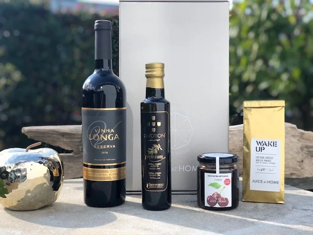 GIFT-BOX-Wine-Collection-Alentejo-.-Cabaz-Gourmet. Juice at home
